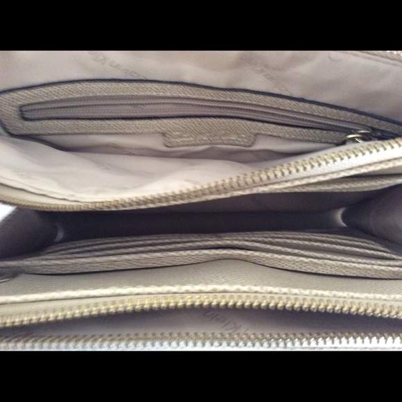 Calvin Klein 2 Tone Crossbody - Picture 8 of 10